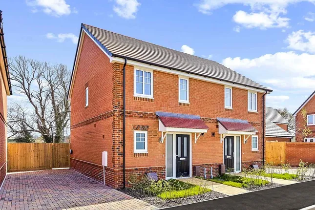 Taylor Wimpey Southern Counties - Regis Park