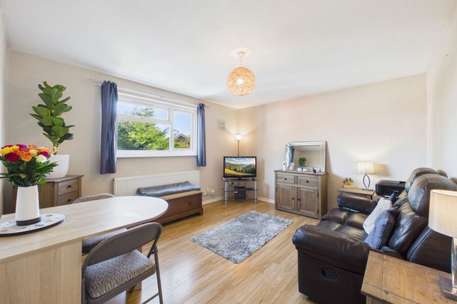 23 Willow Road, Nottingham photo 2
