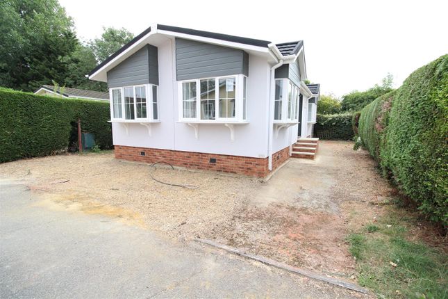 Thumbnail Mobile/park home for sale in Wallow Lane, Great Bricett, Ipswich
