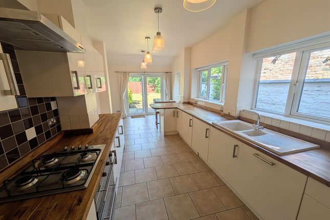 18, Cecil Road, Hale, Altrincham photo 4
