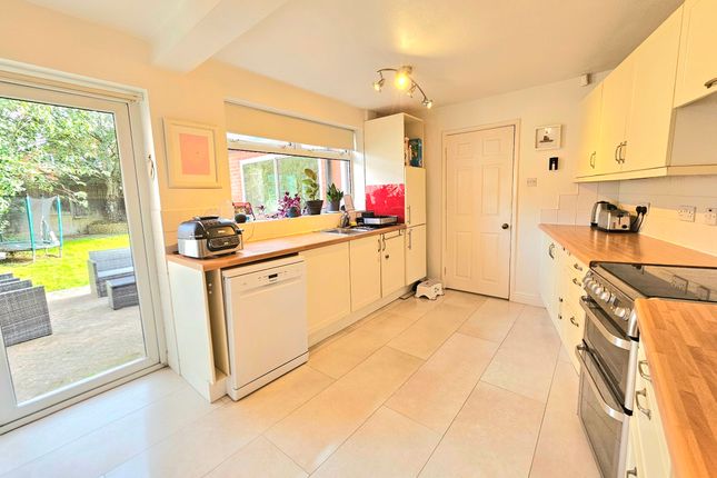 18 Chatsworth Avenue, Birmingham photo 4