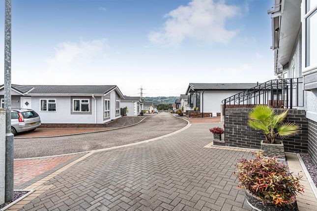34 Pont Pentre Park, Pontypridd photo 2