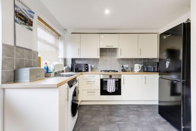 11 Canonbie Close, Nottingham photo 3