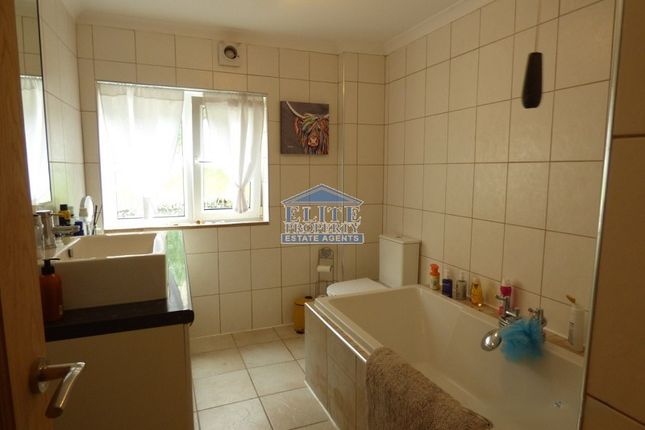 4, Glyn Street, Ogmore Vale photo 3