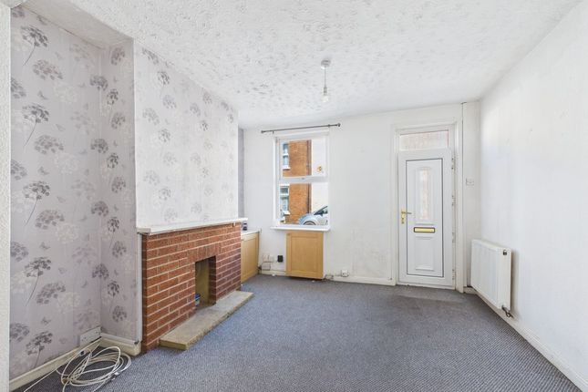 42, Robinhood Street, Gloucester photo 2
