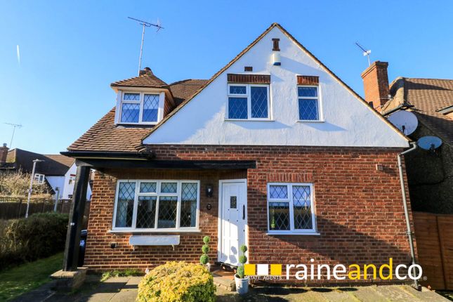 Thumbnail Semi-detached house to rent in Strafford Gate, Potters Bar