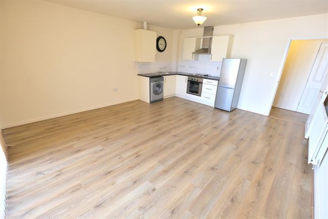 Flat for sale in Aqua Court, Rowley Regis