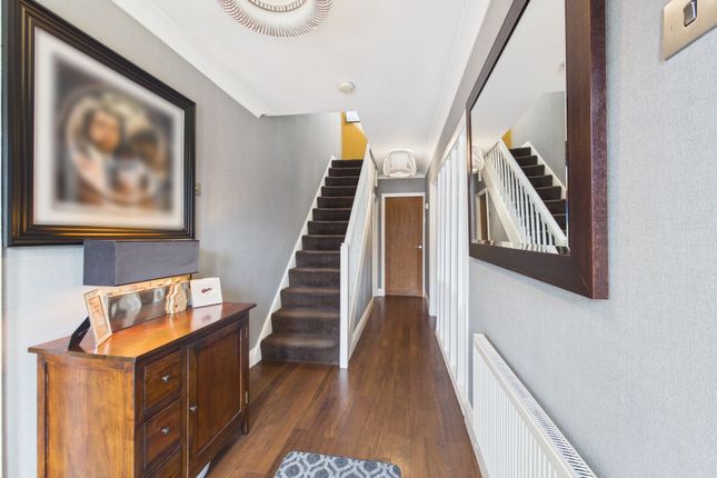65 Coachmans Drive, Liverpool photo 3