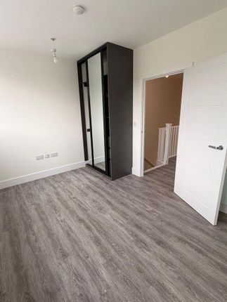 78 The Bays, The Stow, Harlow photo 5