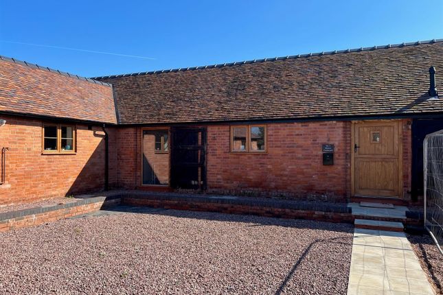 Thumbnail Semi-detached bungalow to rent in Manor Courtyard, Upton Road, Powick