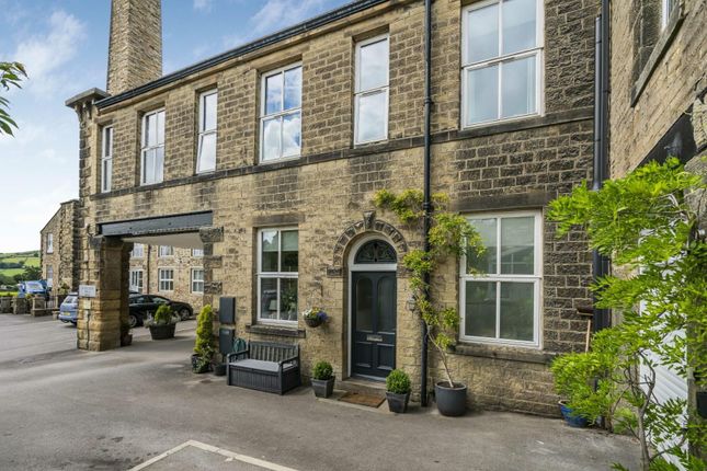 2, Cross Lane Court, Keighley photo 4