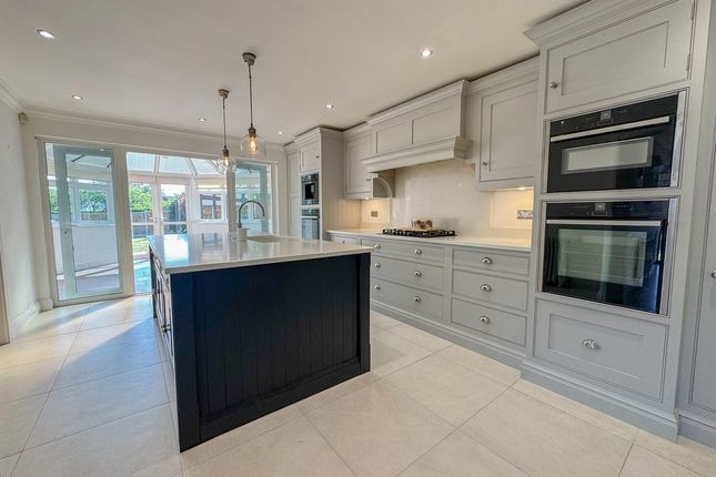 3 Whitehouse Mews, The Ash, Rayleigh photo 3