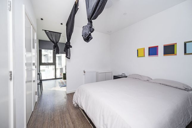 Macclesfield Road, Clerkenwell photo 3
