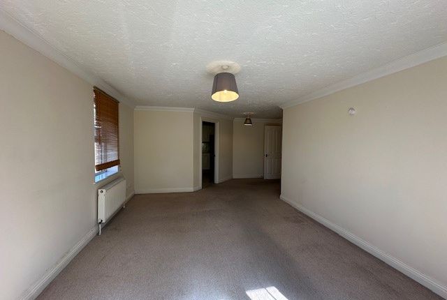 Flat 12, Southampton photo 2