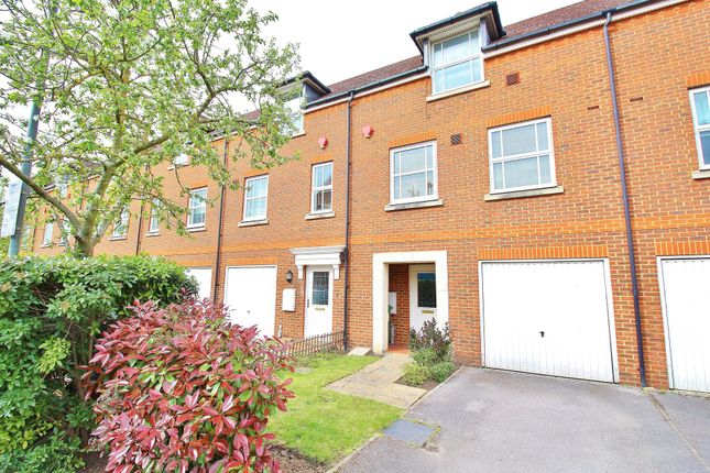 Thumbnail Town house for sale in White Lodge Close, Isleworth