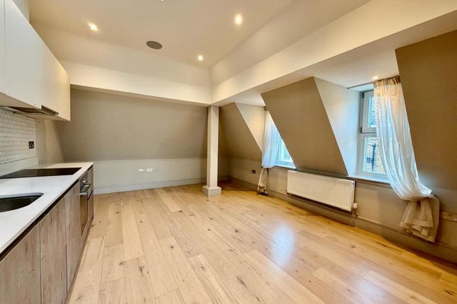 200, 34-40, The Quadrant, Richmond photo 2