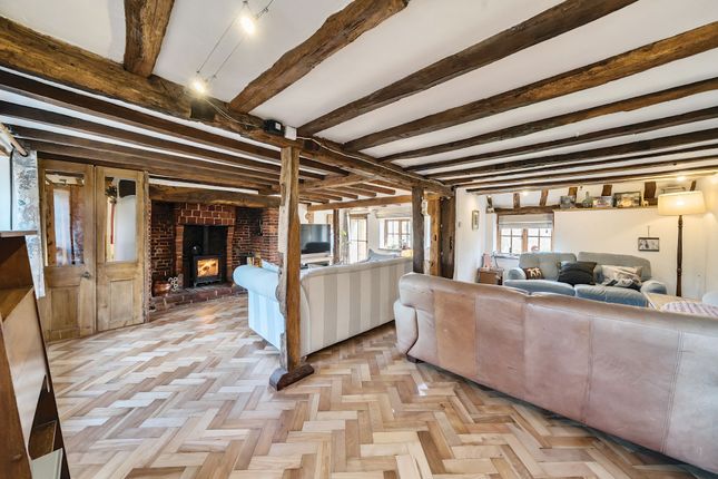 White Horse Cottage Bury Common, Pulborough photo 2