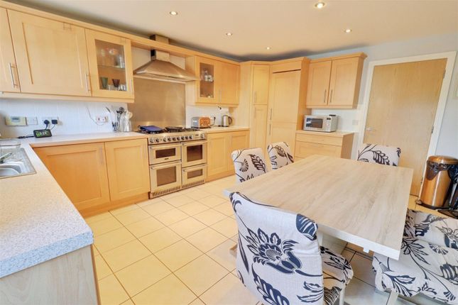 38, Abbey Park Way, Crewe photo 4
