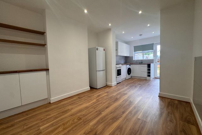 6, Elmstead Road, Greater London photo 5