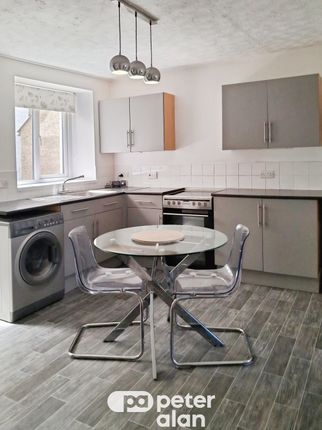 30, New Tredegar photo 5
