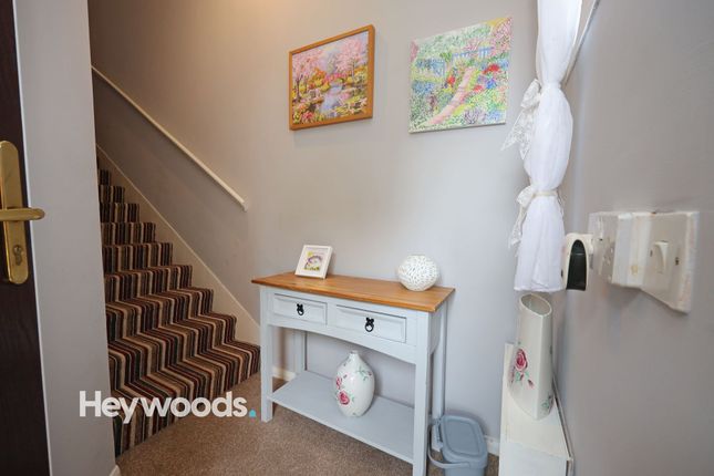 Flat 3, Riversmead Waveney Grove, Newcastle photo 2
