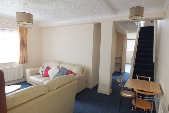 11 Alton Road, Bournemouth photo 3