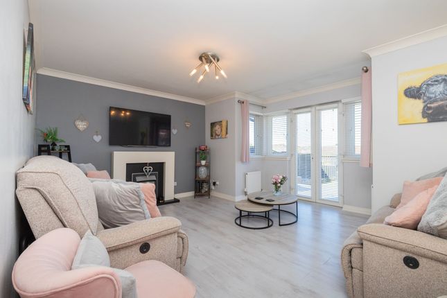1 Craig Place, Carluke photo 4