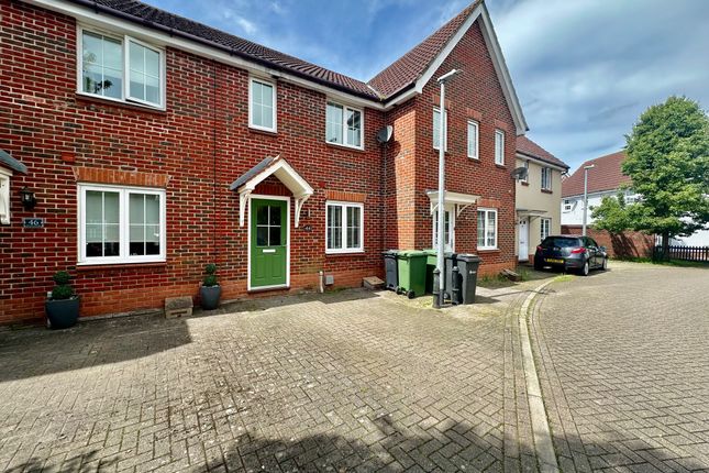 Thumbnail Terraced house to rent in Braiding Crescent, Braintree