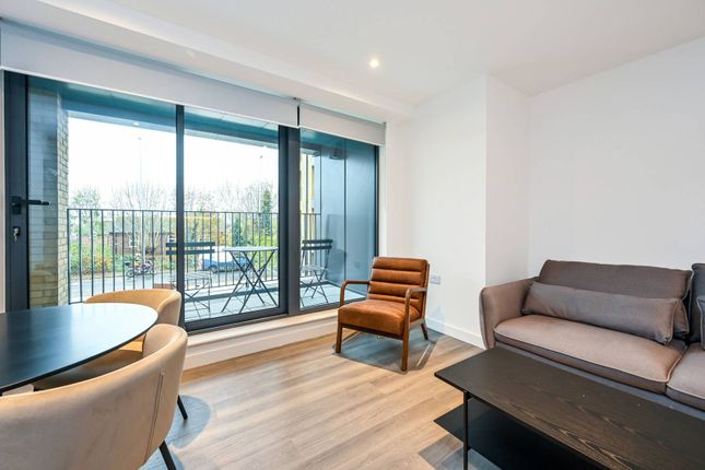 Flat to rent in The Mint, Guildford