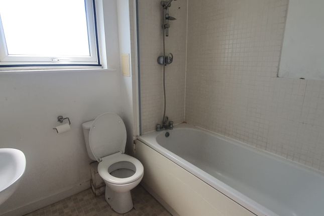 Chapman Court, Dartford photo 5
