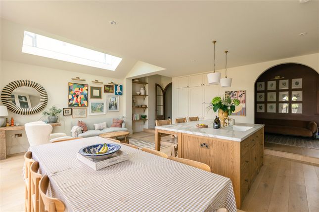 21, Aylward Road, London photo 4