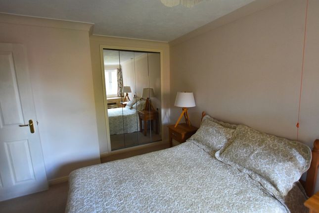 45 Lovell Court Parkway, Crewe photo 4