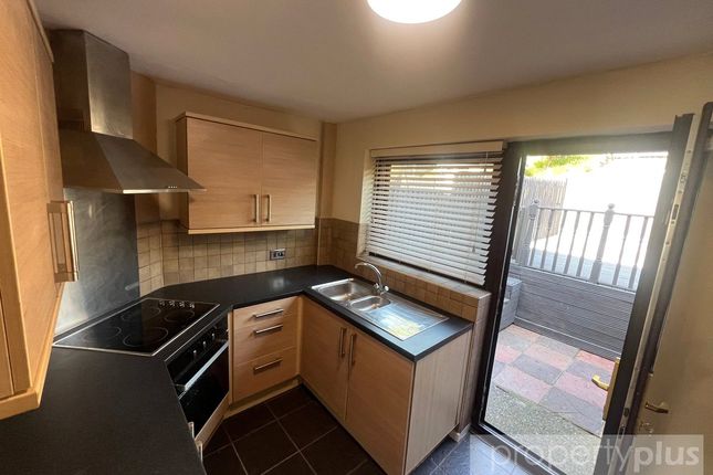 15, Tylchawen Close, Rhondda Cynon Taff photo 5