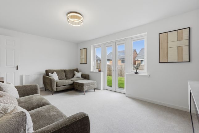29 Newcomen Gardens, Cambuslang, Glasgow photo 5