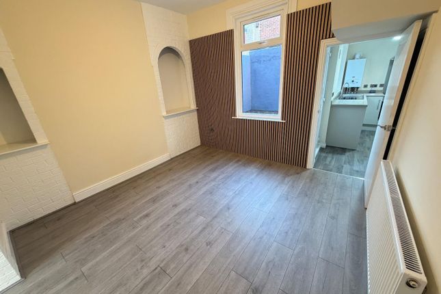 18, Johnson Street, Hartlepool photo 3