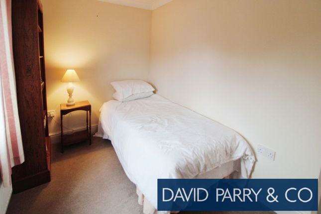 Detached 3 Bedroom Property