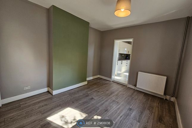 Selsdon Road, South Croydon photo 3