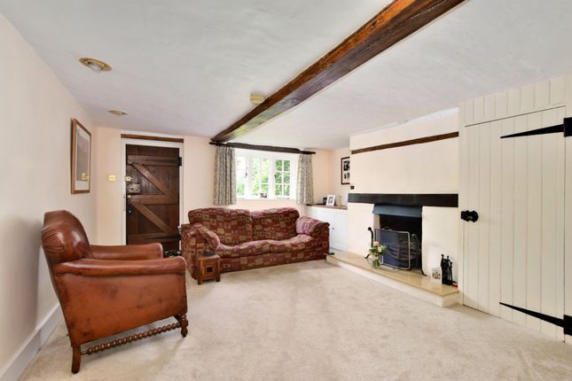 3 Cecil Lodge Cottages Bedmond Road, Abbots Langley photo 2