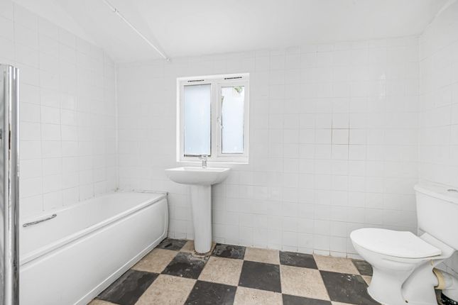 45, Clarendon Road, Croydon photo 3