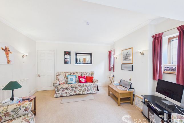 20 Windmill Avenue, Epsom photo 4