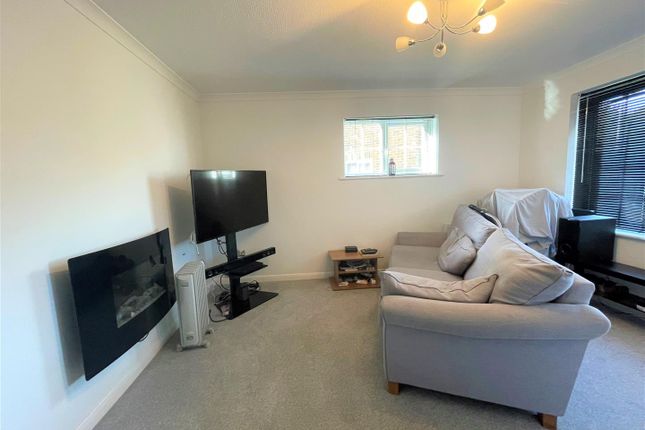 End terrace house to rent in St. Benedicts Close, Aldershot