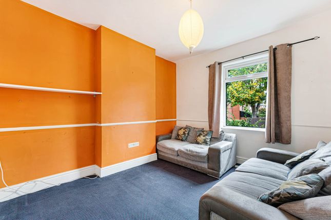 27, Clifton Road, Manchester photo 2