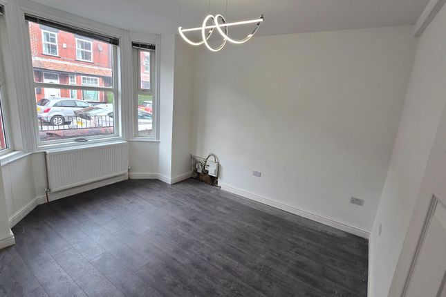 16 Filey Road, Manchester photo 5