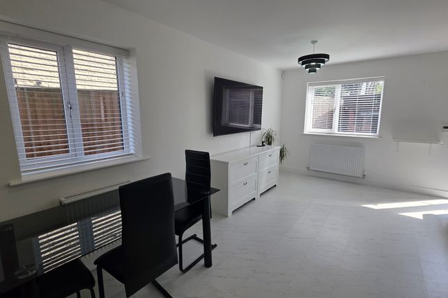 66, George Street, Heywood photo 5