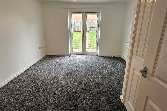 26 Wainwright Avenue, Leicester photo 5