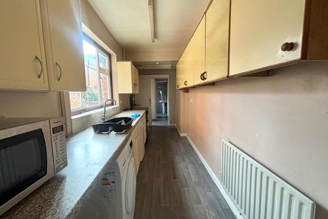 16, Coral Street, Leicester photo 4