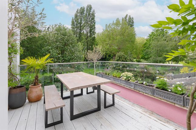 Thumbnail Flat for sale in Buckmaster Road, London