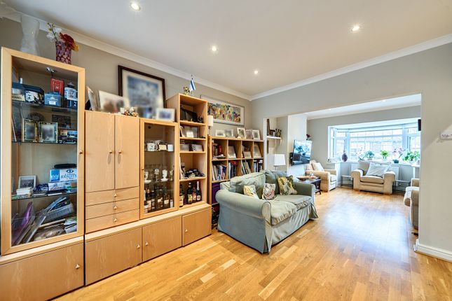 Chartley Avenue, Middlesex photo 3