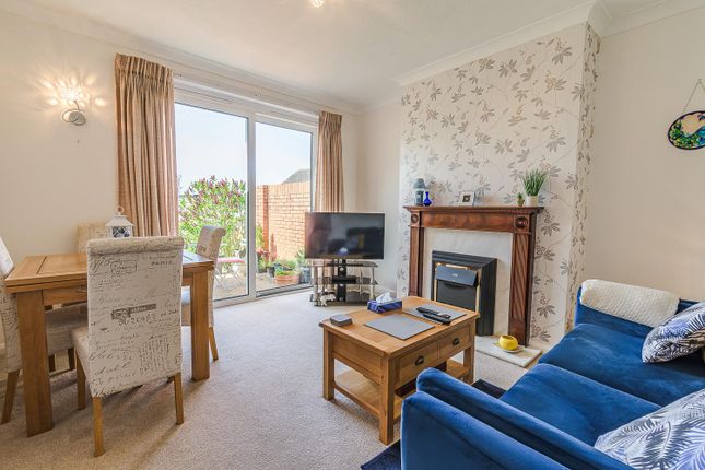 177, Pontypridd Road, Barry photo 4