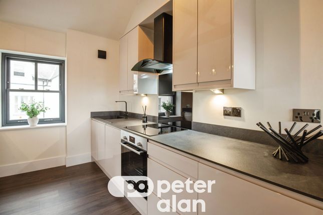 Apartment 5, Cathedral Heights, 111, Stow Hill, Newport photo 4